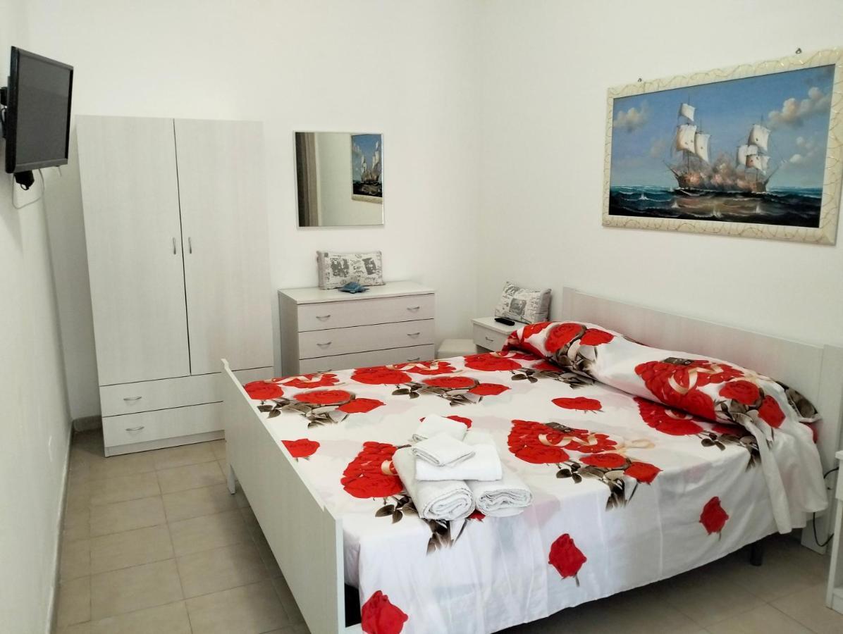 B&B Orazio U Vitturisi Portopalo Di Capo Passero ภายนอก รูปภาพ
